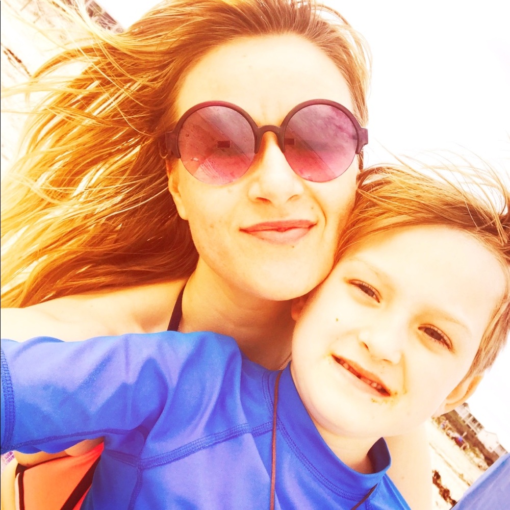 Meet your Posher, Amelia